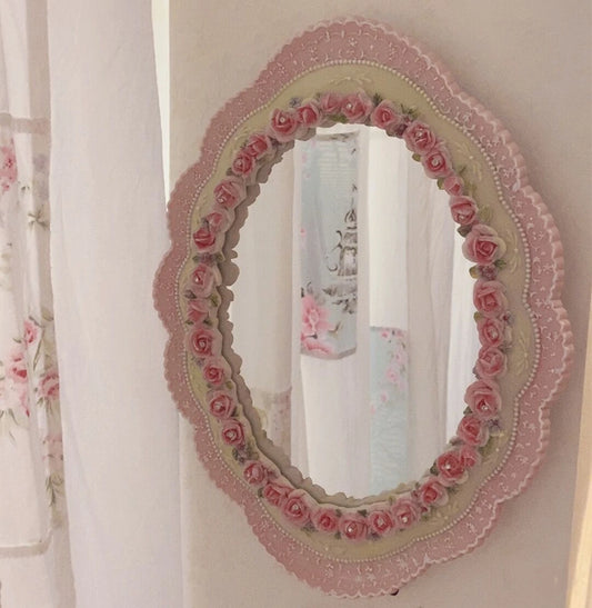 Vintage Baroque Oval Wall Mirror (23x30cm)